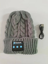 Load image into Gallery viewer, Men Women Bluetooth Beanie, Bluetooth 5.0 Wireless Winter Warm Knit Hats Cap, Mic and HD Speakers, Gifts for Outdoors Family Thanksgiving Christmas , Unisex Christmas Gift (Gray)