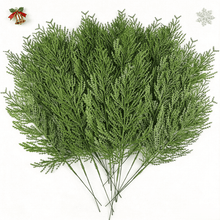 Load image into Gallery viewer, Swfoer 40 Pcs Artificial Cedar Picks for Christmas Wreath DIY Craft Holiday Home Decor
