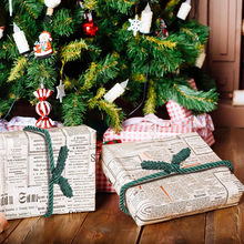 Load image into Gallery viewer, Swfoer 16 Pcs 20 Inches Christmas Garland Ties for Xmas Home Decorations Holiday
